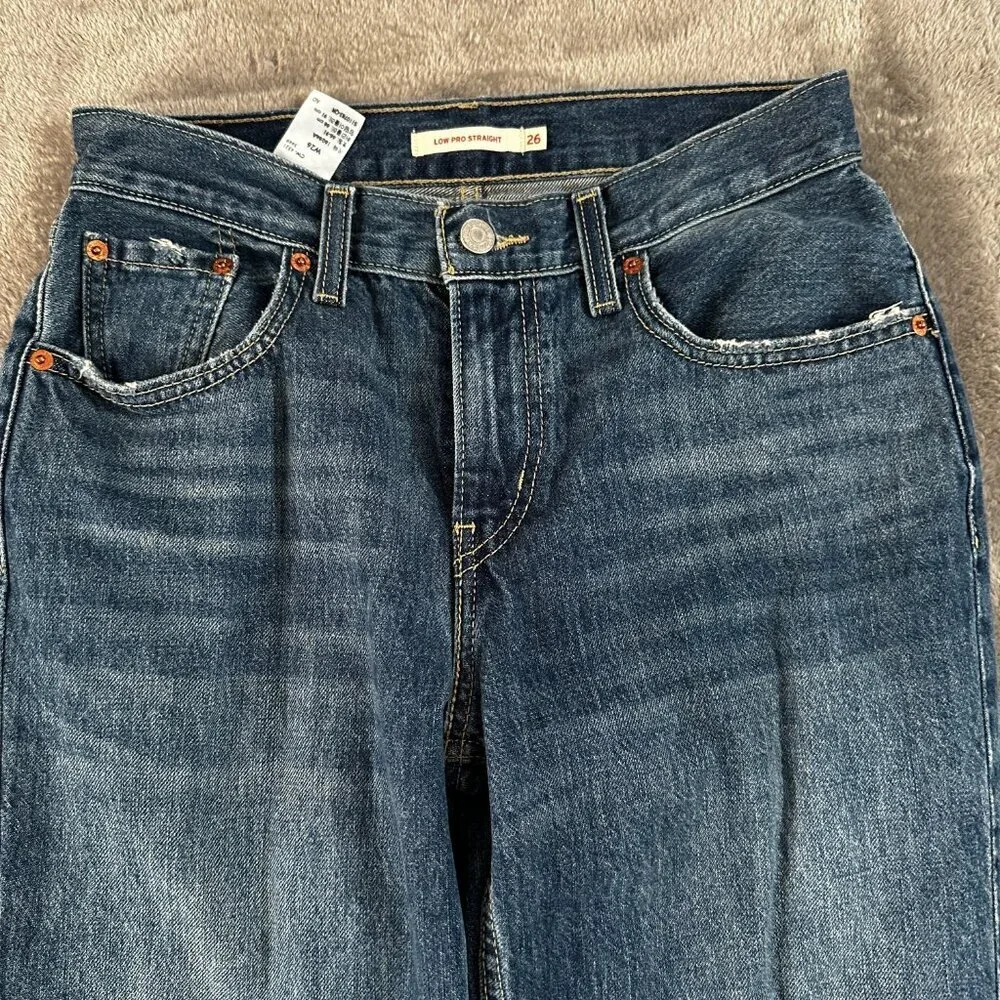 Levi's Low Pro Straight Jeans Women's size 26